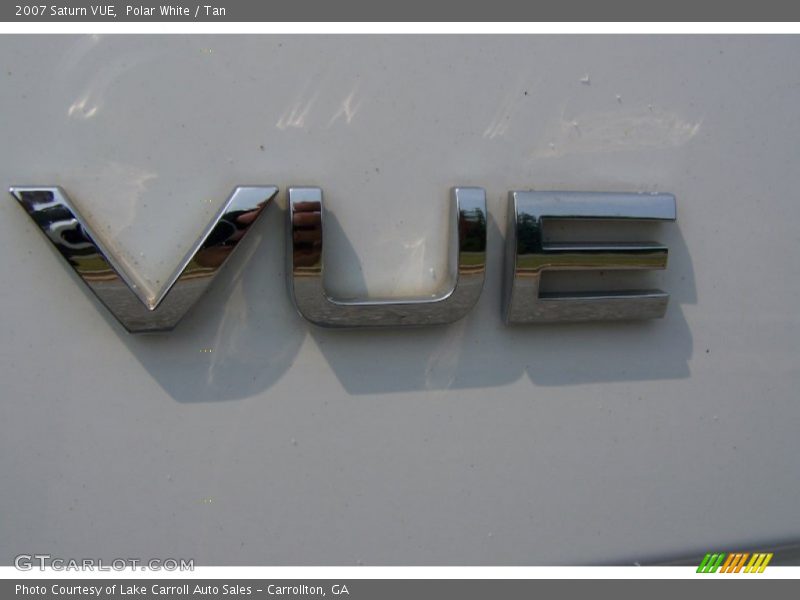 Polar White / Tan 2007 Saturn VUE