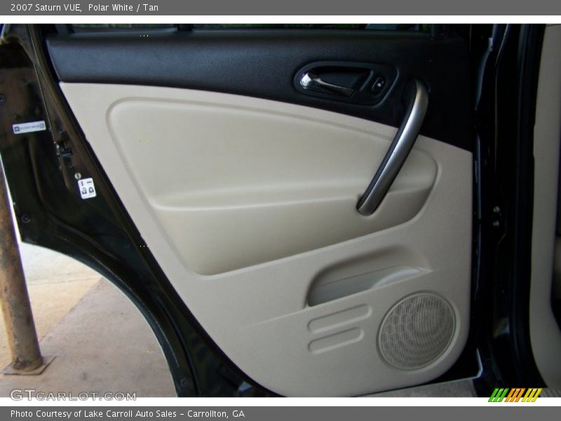 Polar White / Tan 2007 Saturn VUE