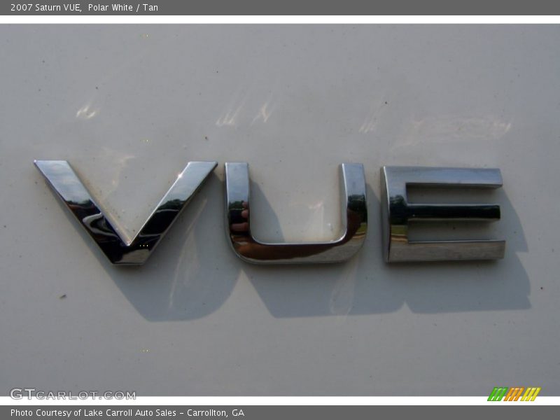 Polar White / Tan 2007 Saturn VUE