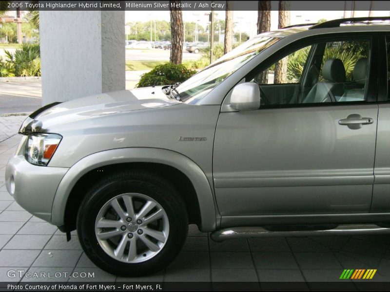 Millenium Silver Metallic / Ash Gray 2006 Toyota Highlander Hybrid Limited