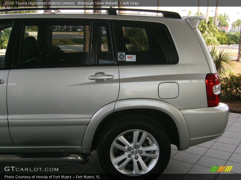 Millenium Silver Metallic / Ash Gray 2006 Toyota Highlander Hybrid Limited