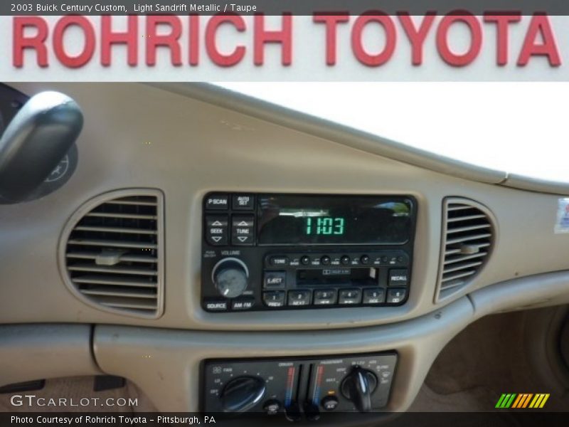 Light Sandrift Metallic / Taupe 2003 Buick Century Custom