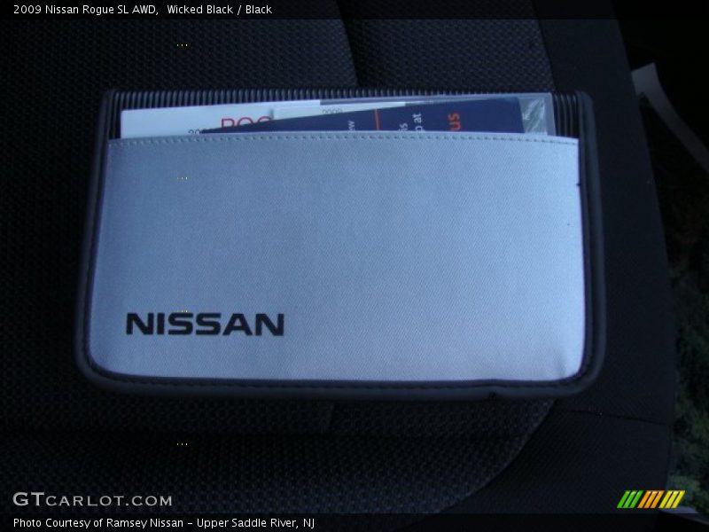 Wicked Black / Black 2009 Nissan Rogue SL AWD