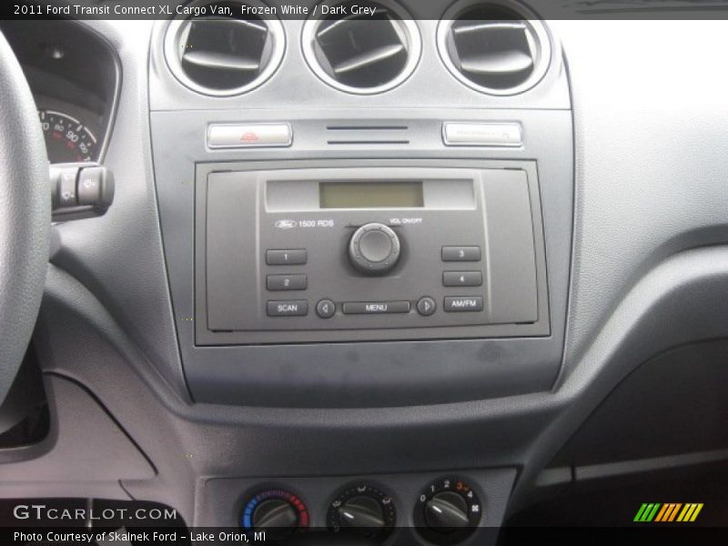 Controls of 2011 Transit Connect XL Cargo Van