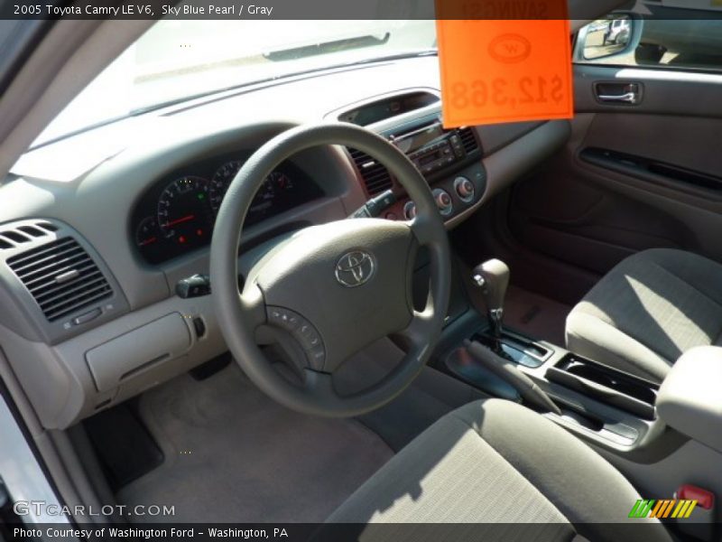 Sky Blue Pearl / Gray 2005 Toyota Camry LE V6