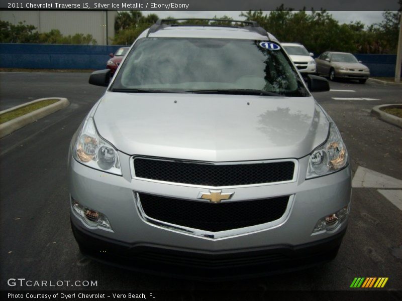Silver Ice Metallic / Ebony/Ebony 2011 Chevrolet Traverse LS
