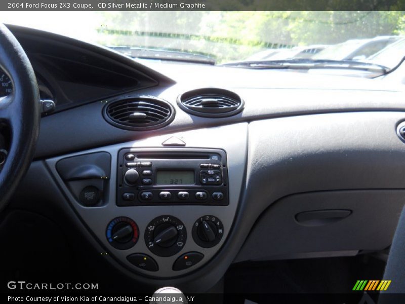 CD Silver Metallic / Medium Graphite 2004 Ford Focus ZX3 Coupe