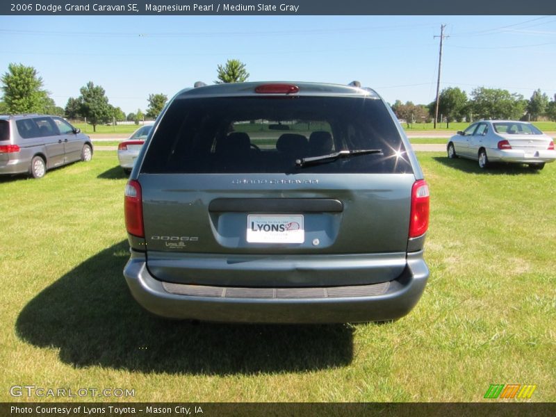 Magnesium Pearl / Medium Slate Gray 2006 Dodge Grand Caravan SE