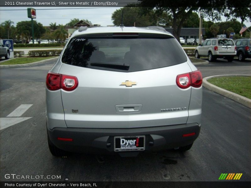 Silver Ice Metallic / Ebony/Ebony 2011 Chevrolet Traverse LS