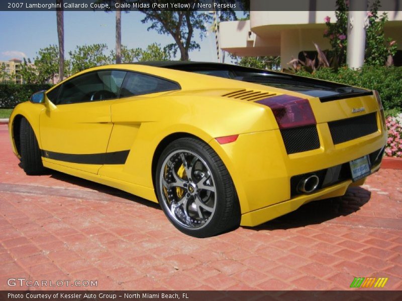Giallo Midas (Pearl Yellow) / Nero Perseus 2007 Lamborghini Gallardo Coupe