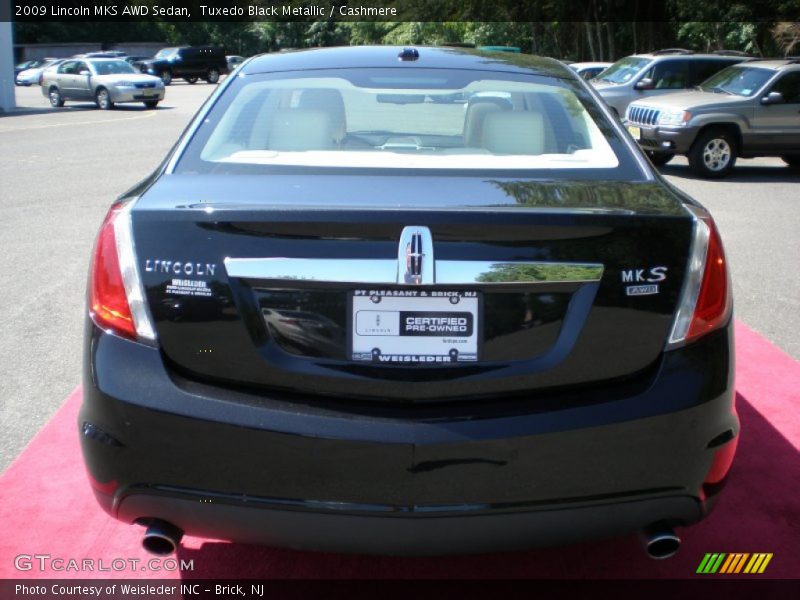 Tuxedo Black Metallic / Cashmere 2009 Lincoln MKS AWD Sedan