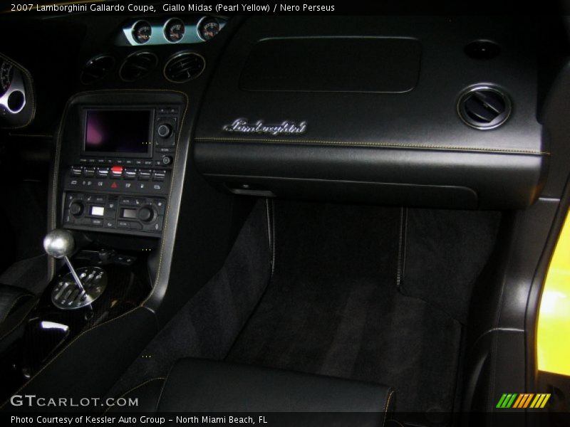 Giallo Midas (Pearl Yellow) / Nero Perseus 2007 Lamborghini Gallardo Coupe