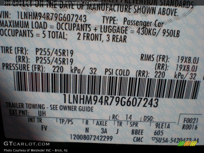 Tuxedo Black Metallic / Cashmere 2009 Lincoln MKS AWD Sedan