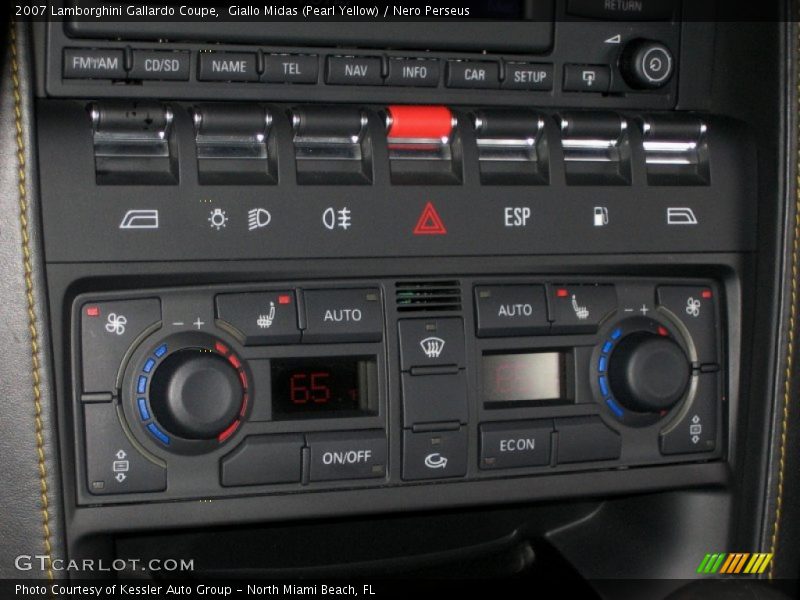 Controls of 2007 Gallardo Coupe