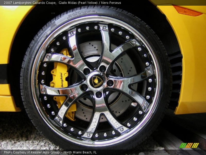 Custom Wheels of 2007 Gallardo Coupe