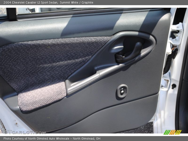 Summit White / Graphite 2004 Chevrolet Cavalier LS Sport Sedan