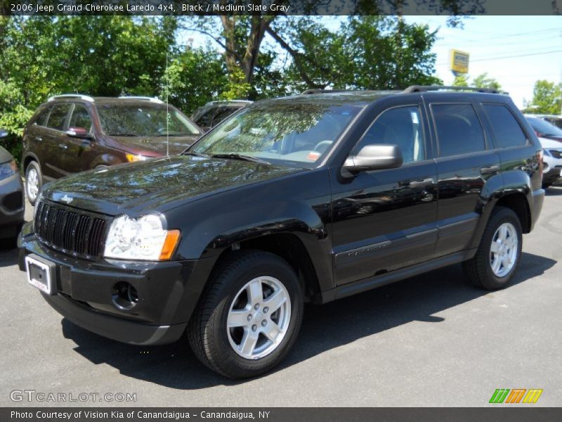 Black / Medium Slate Gray 2006 Jeep Grand Cherokee Laredo 4x4