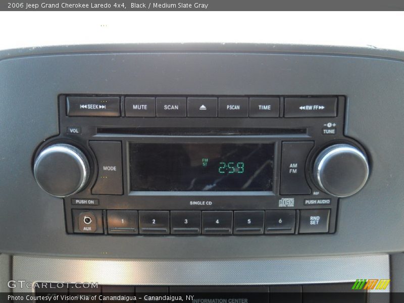 Black / Medium Slate Gray 2006 Jeep Grand Cherokee Laredo 4x4