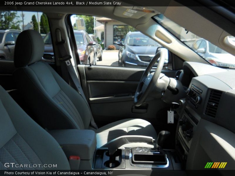 Black / Medium Slate Gray 2006 Jeep Grand Cherokee Laredo 4x4