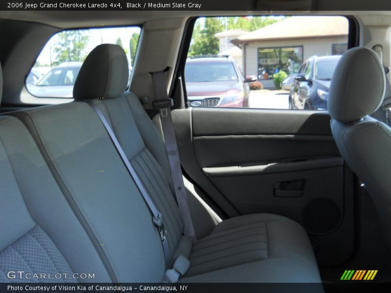 Black / Medium Slate Gray 2006 Jeep Grand Cherokee Laredo 4x4
