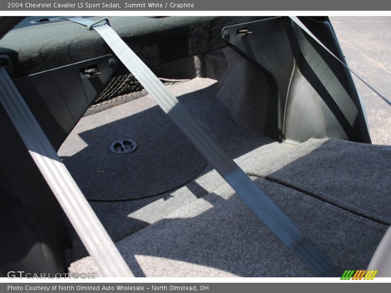 Summit White / Graphite 2004 Chevrolet Cavalier LS Sport Sedan