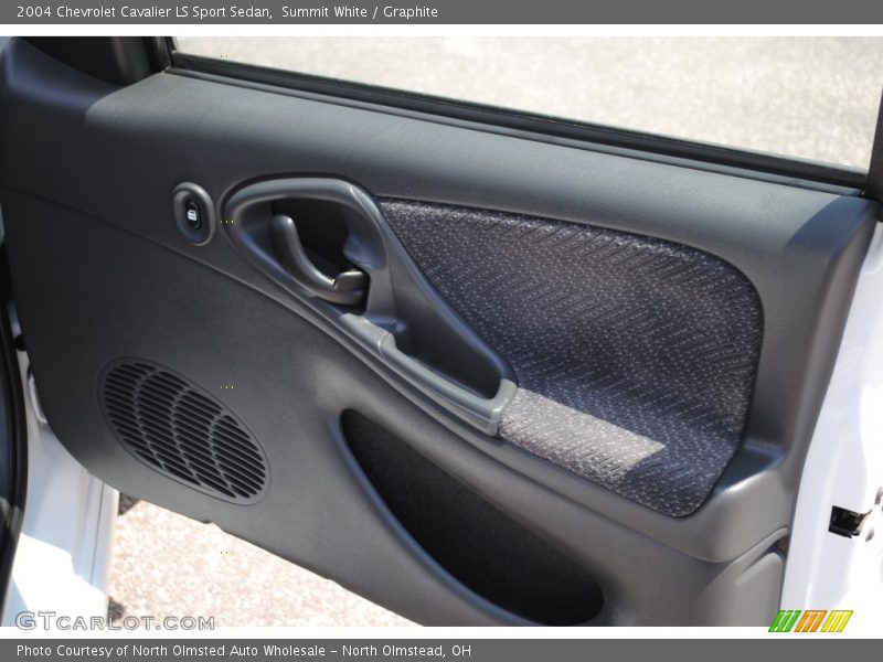 Summit White / Graphite 2004 Chevrolet Cavalier LS Sport Sedan