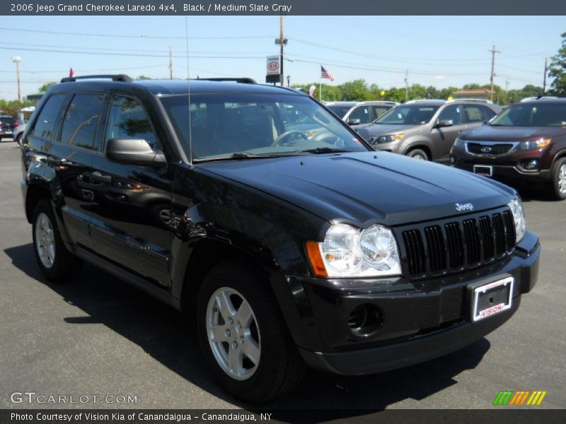 Black / Medium Slate Gray 2006 Jeep Grand Cherokee Laredo 4x4