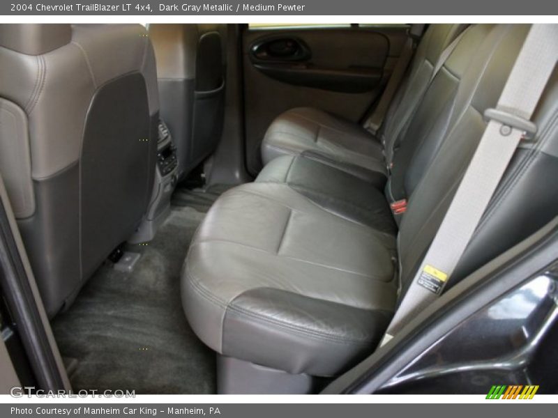 Dark Gray Metallic / Medium Pewter 2004 Chevrolet TrailBlazer LT 4x4