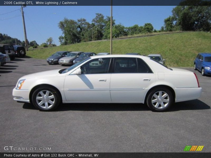 White Lightning / Cashmere 2006 Cadillac DTS