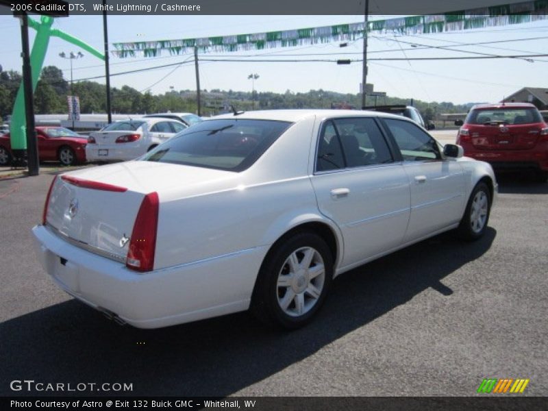White Lightning / Cashmere 2006 Cadillac DTS