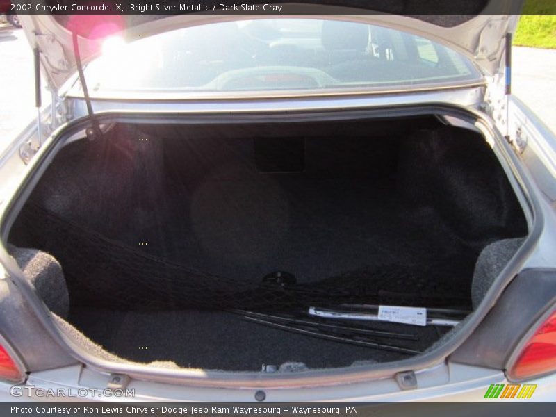 Bright Silver Metallic / Dark Slate Gray 2002 Chrysler Concorde LX