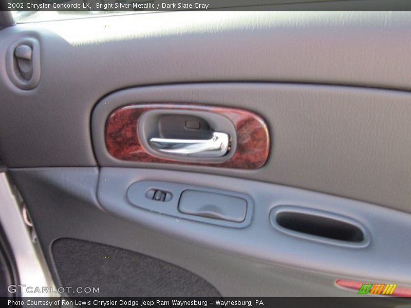 Bright Silver Metallic / Dark Slate Gray 2002 Chrysler Concorde LX