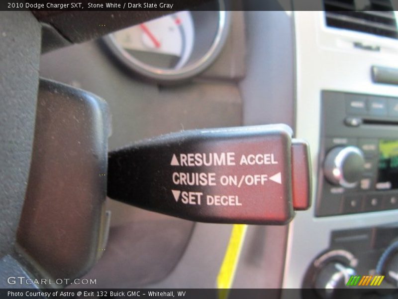 Stone White / Dark Slate Gray 2010 Dodge Charger SXT