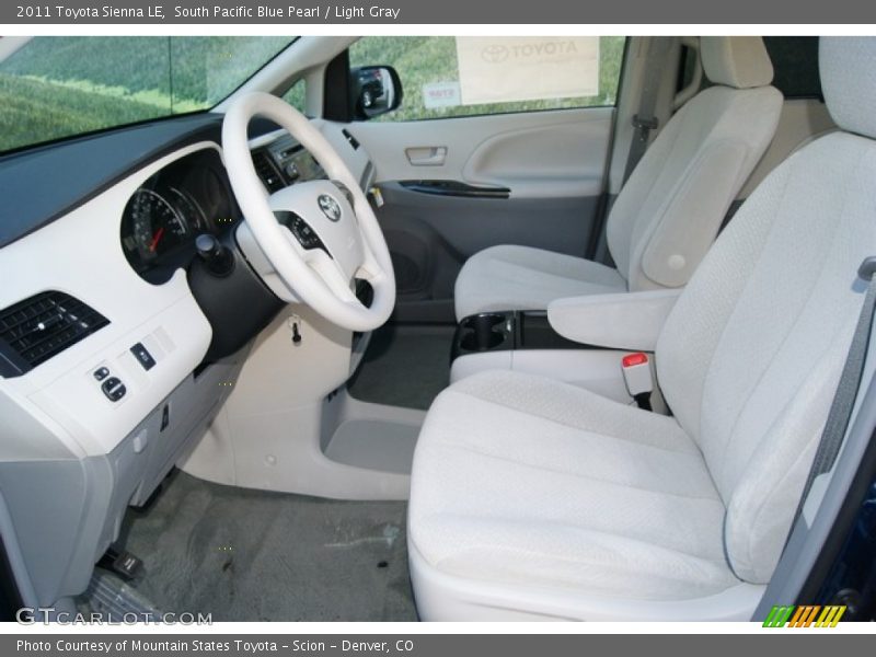 South Pacific Blue Pearl / Light Gray 2011 Toyota Sienna LE