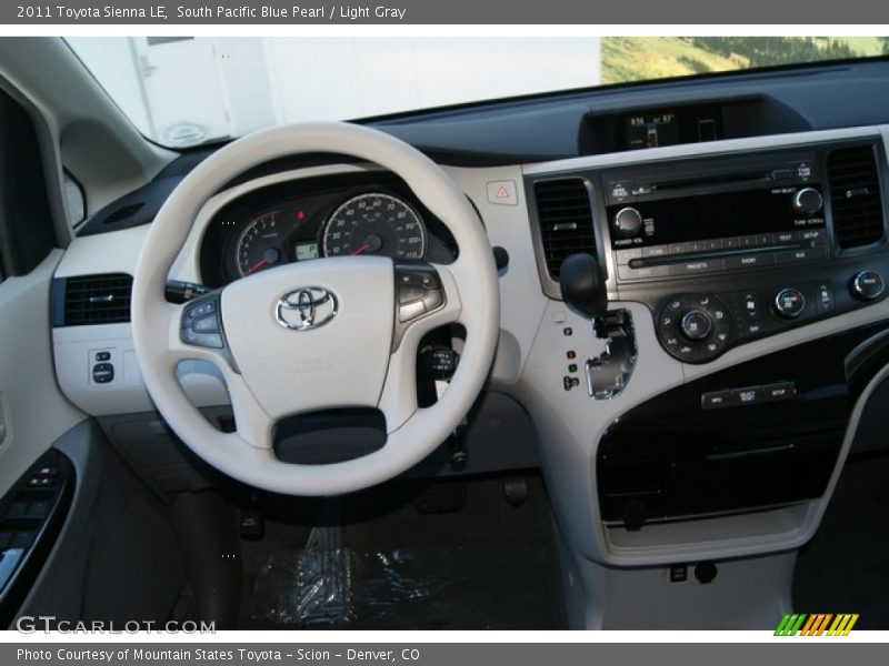 South Pacific Blue Pearl / Light Gray 2011 Toyota Sienna LE