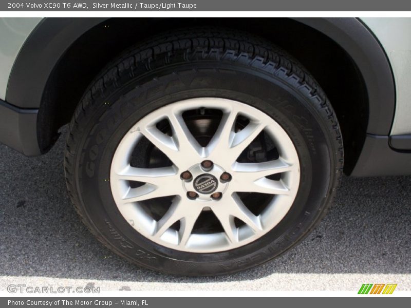 Silver Metallic / Taupe/Light Taupe 2004 Volvo XC90 T6 AWD