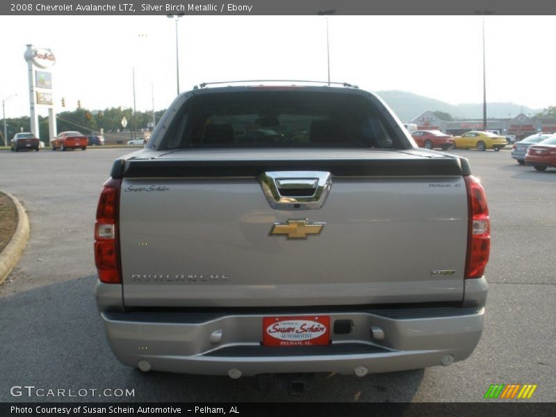 Silver Birch Metallic / Ebony 2008 Chevrolet Avalanche LTZ