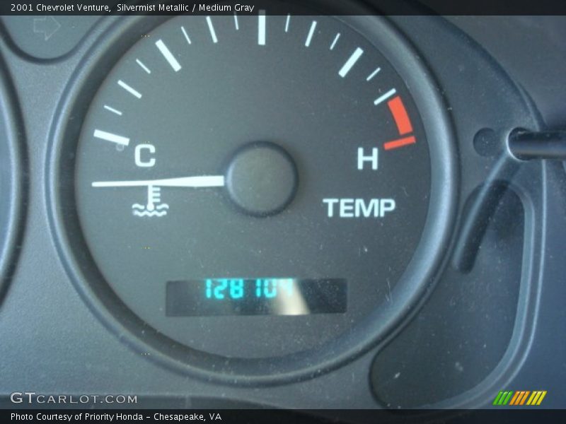 Silvermist Metallic / Medium Gray 2001 Chevrolet Venture