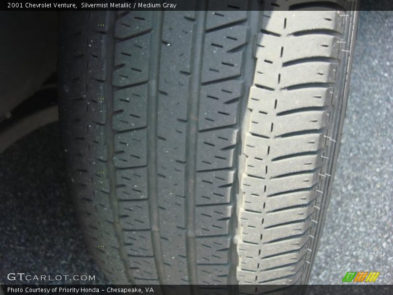 Silvermist Metallic / Medium Gray 2001 Chevrolet Venture