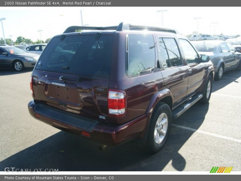 Merlot Red Pearl / Charcoal 2003 Nissan Pathfinder SE 4x4