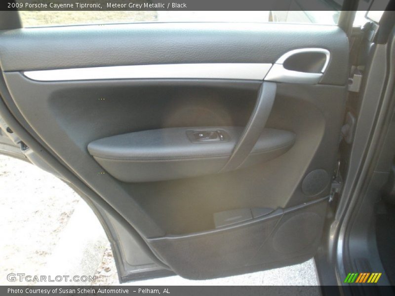 Meteor Grey Metallic / Black 2009 Porsche Cayenne Tiptronic