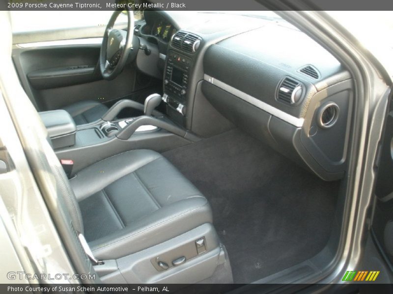 Meteor Grey Metallic / Black 2009 Porsche Cayenne Tiptronic