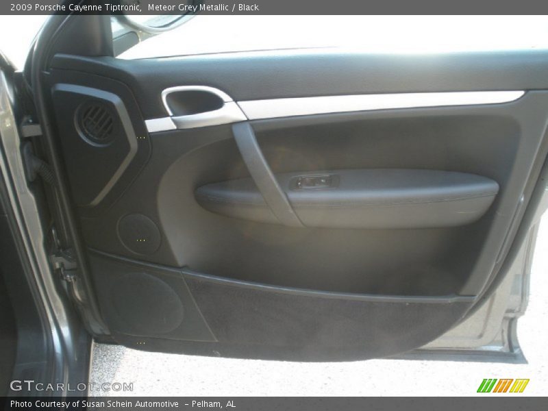Meteor Grey Metallic / Black 2009 Porsche Cayenne Tiptronic