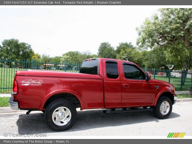 Toreador Red Metallic / Medium Graphite 2000 Ford F150 XLT Extended Cab 4x4