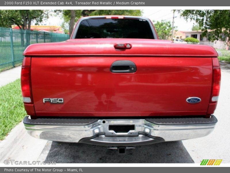 Toreador Red Metallic / Medium Graphite 2000 Ford F150 XLT Extended Cab 4x4