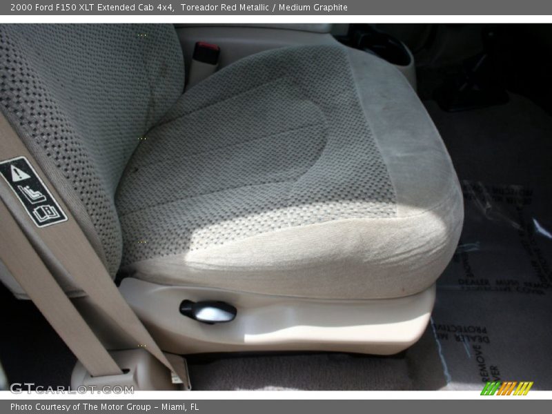 Toreador Red Metallic / Medium Graphite 2000 Ford F150 XLT Extended Cab 4x4