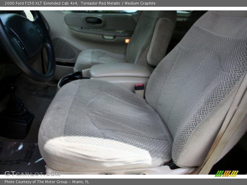 Toreador Red Metallic / Medium Graphite 2000 Ford F150 XLT Extended Cab 4x4