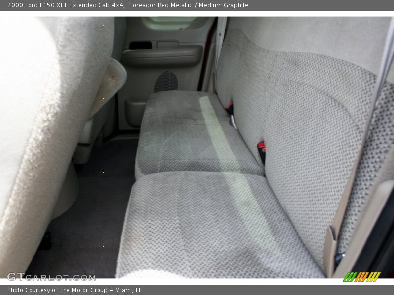 Toreador Red Metallic / Medium Graphite 2000 Ford F150 XLT Extended Cab 4x4