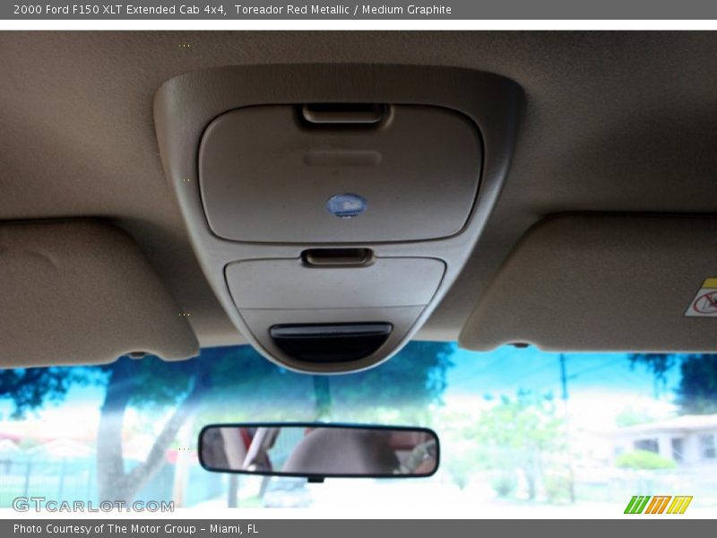 Toreador Red Metallic / Medium Graphite 2000 Ford F150 XLT Extended Cab 4x4
