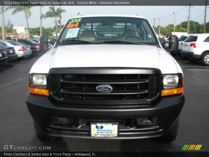 Oxford White / Medium Parchment 2001 Ford F250 Super Duty XL SuperCab 4x4